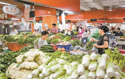 与环保、运动等相结合 "农贸市场+"给市民提供独特消费体验 这届深圳菜市场"遥遥领先"