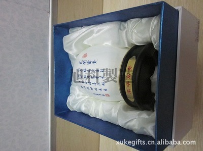 【深圳厂家直销高档商务礼品骨瓷陶瓷荣华富贵旋转笔筒礼盒装可定制】价格,厂家,图片,笔筒,深圳市坪山新区旭科商行-